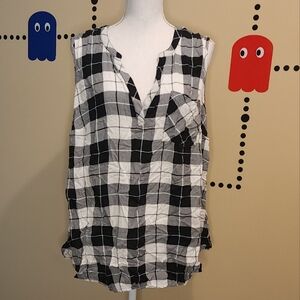 Torrid Plaid White And Black Tank Top Sz 3